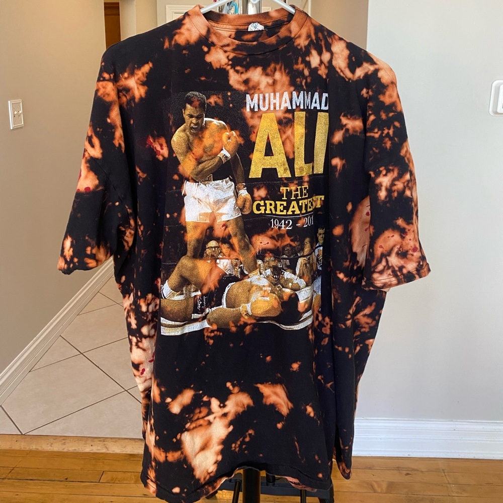 Bleached Muhammad Ali Tee